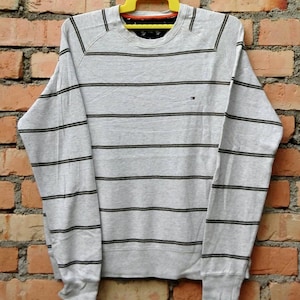 Rare!!! Tommy Hilfiger Small Logo Pullover Large Size