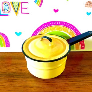 Small Yellow Enamel Saucepan, 1 Quart Metal Covered Saucepan, Yellow Enamelware Pan, Yellow and Black Enamelware Saucepan