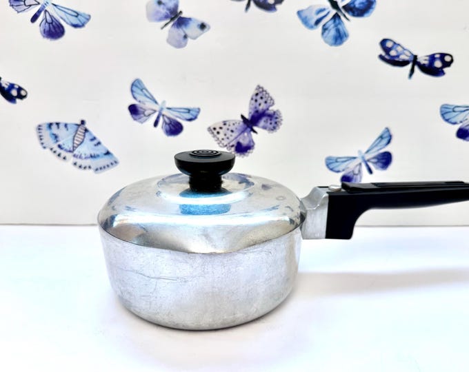 Featured listing image: Vintage Magnalite Saucepan, 1 Quart with Lid (Made in USA)