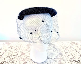 Blue Velvet Veil Hat, 50s Pillbox Fascinator, Navy, Size 7, Vintage Veiled Halo, Cosplay Prop, Halloween Accessory
