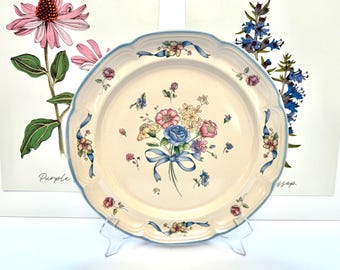 Dining and Serving