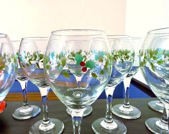 12 Pfaltzgraff 1990s Winterberry Wine Glasses, Christmas Water Goblets