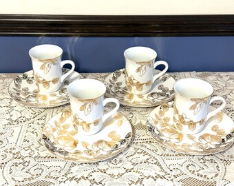 Avon Expressions Gold Elegance Desert Plates and Mugs Set of 4 New In Box