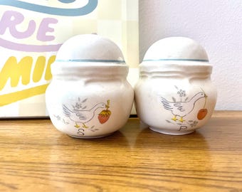 International Marmalade  Salt and Pepper Set, Blue Goose Salt and Pepper Shakers, Retro 1980's Geese Salt and Pepper