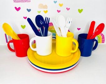 Woolworths Snack Set, Picnic Dining Set, Fun Primary Color Picnic Set, Service For Four Picnic Set, Poolside Dining Set