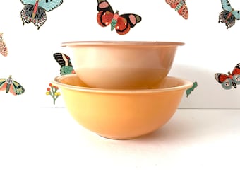 2 Vintage Pyrex Autumn Rainbow Nesting Bowls