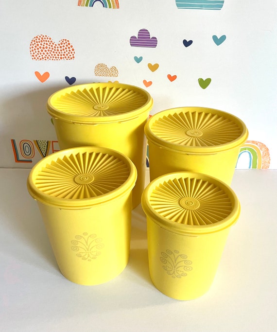 Set of 3 Tupperware Servalier Yellow Gold Nesting Canisters with