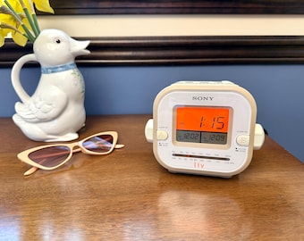 Vintage 90s Sony Dream Machine FM/AM Dual Alarm Clock Radio ICF-C180
