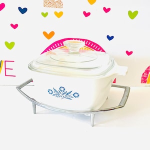 CorningWare Blue Cornflower P 1 1/2-B Casserole With Cradle And Lid, Cornflower Blue Casserole With Cradle, Corning 1 1/2 Quart Casserole