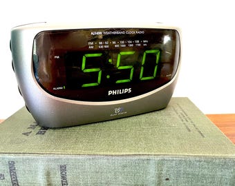 Vintage Large Display Dual Alarm Clock Radio With Weather Band, Philips AM/FM/Weather Alarm Clock Radio, Philips AJ3490/17 Alarm Clock Radio