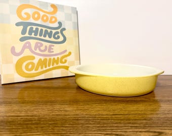 1950s PYREX, Round Cake Pan - Desert Dawn Yellow Glass, 8.75in Diameter, 2in Deep, Retro Kitchen Accent, Baker Gift