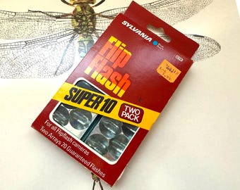 Sylvania FlipFlash Super 10 Flashbulbs: Vintage Camera Bulbs, Two-Pack