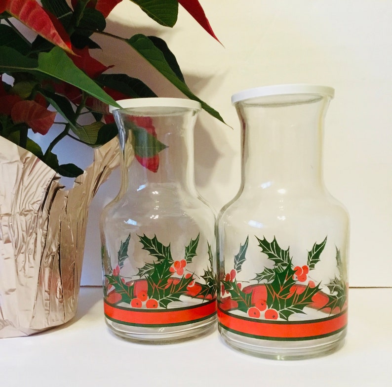 Libbey of Canada Christmas Juice Carafe Libbey Holly and Berries Decanter