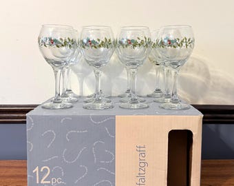 12 Pfaltzgraff 1990s Winterberry Wine Glasses, Christmas Water Goblets