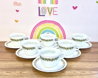 Corelle Spring Blossom Cups and Saucers (Green Daisy, Set of 6)