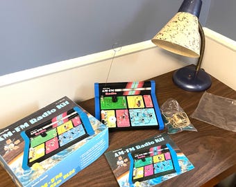 Vintage Radio Shack Science Fair AM-FM Radio Kit, Radio Shack 1970's Radio Kit, Radio Shack 28-175 Radio Making Kit (Untested)