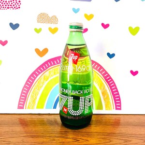 Unopened 1970s 7-Up Bottle, Full 1/2 Liter Bottle 1970s 7Up, Glass 16.9 Oz Money Back Bottle 7-Up, Dots 7-Up Unopened Glass Soda Bottle