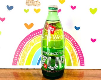 Unopened 1970s 7-Up Bottle, Full 1/2 Liter Bottle 1970s 7Up, Glass 16.9 Oz Money Back Bottle 7-Up, Dots 7-Up Unopened Glass Soda Bottle