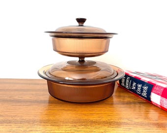 Pair Pyrex Amber V-33 & V-31 Casseroles, Pyrex Vision Amber 1 Quart and 2.5 Quart Covered Casseroles, 2 Pyrex Corning USA Vision Casseroles