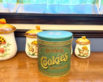Tupperware and Storage 