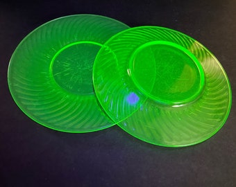 2 Anchor Hocking Spiral Green Luncheon Plates, Hocking Anchor Uranium/Vaseline Glass Plates