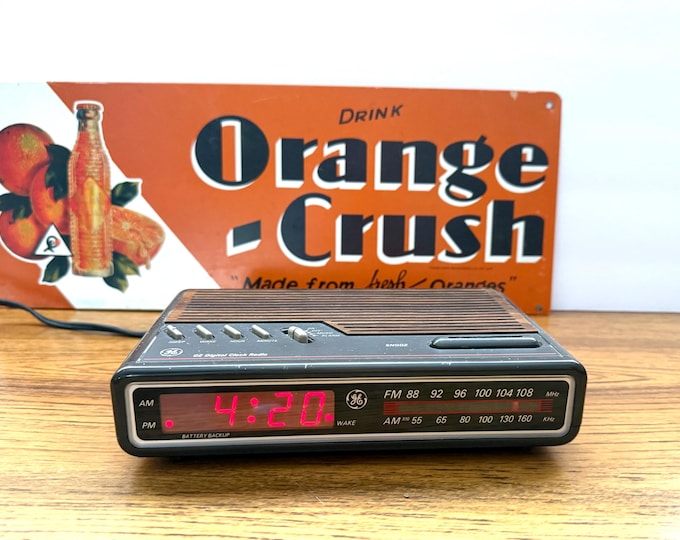 Featured listing image: Vintage GE Alarm Clock Radio Woodgrain (1980s AM/FM Model 7-4612A)