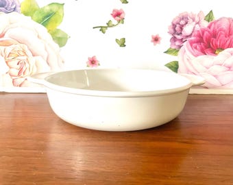 Vintage Corningware White Casserole, 1.25 Quart Coupe, P-270-B
