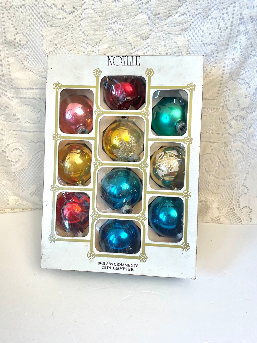 10 Assorted Noelle Glass Christmas Ornaments, Mid Century Christmas Balls, Vintage Made in USA