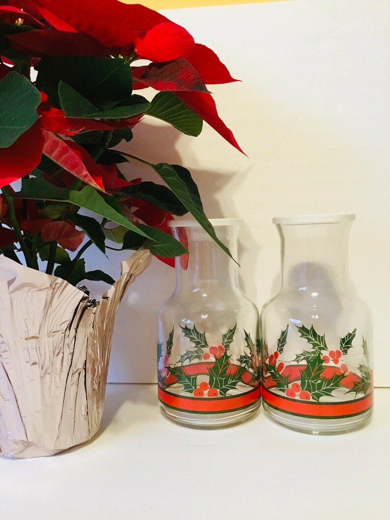 Libbey of Canada Christmas Juice Carafe Libbey Holly and Berries Decanter