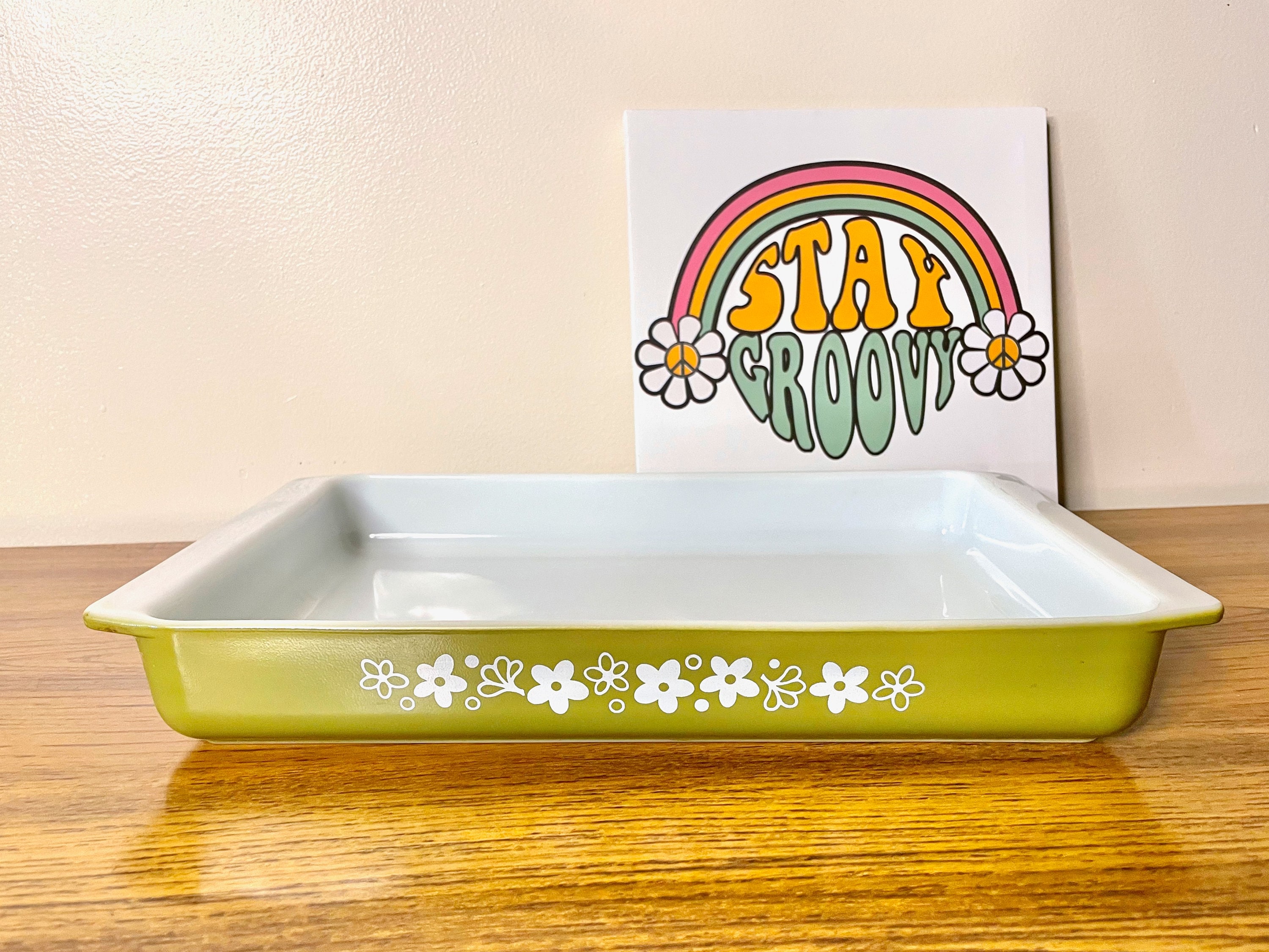PYREX Spring Blossom 13x9 Baker, Pyrex Crazy Daisy Quart Casserole Baking  Dish, Pyrex Spring Daisy Lasagna Pan, Pyrex Spring Blossom 933