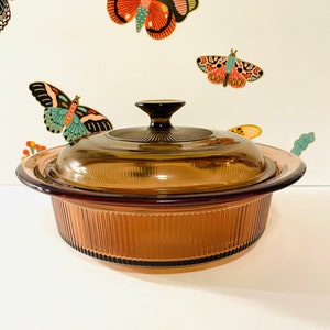 Pyrex Amber V-32 Casserole, Pyrex Vision Amber 1.5 Quart Covered Casserole, Vintage Pyrex Vision Casserole, Corning USA Vision Casserole