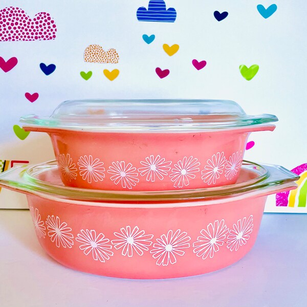 PYREX Pink Daisy 045 & 043, 2 Pink Daisy Pyrex Oval Covered Casseroles, Flamingo Pink Mid Century Modern Pyrex Casserole Dishes