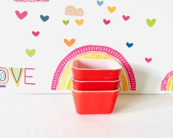 3 Red PYREX Refrigerator Dishes, PYREX RED 501 Fridgies, Pyrex Primary 501 Red Refrigerator Storage Dishes