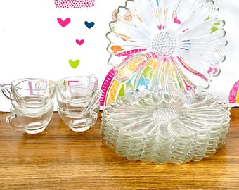 12 Piece Colony Garden Club Snack Set, Service for 6 Daisy Snack Plates & Cups, Vintage Clear Sunflower Luncheon Set