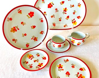 2 Vista Alegre Block Paprika Place Settings, 12 Pieces Hearthstone Block Paprika Dinnerware, Block Paprika Platter,  Block Paprika Creamer