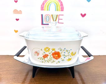 Corning Ware 3 Quart Wildflower Casserole with PYREX Lid and Cradle -A-3-B