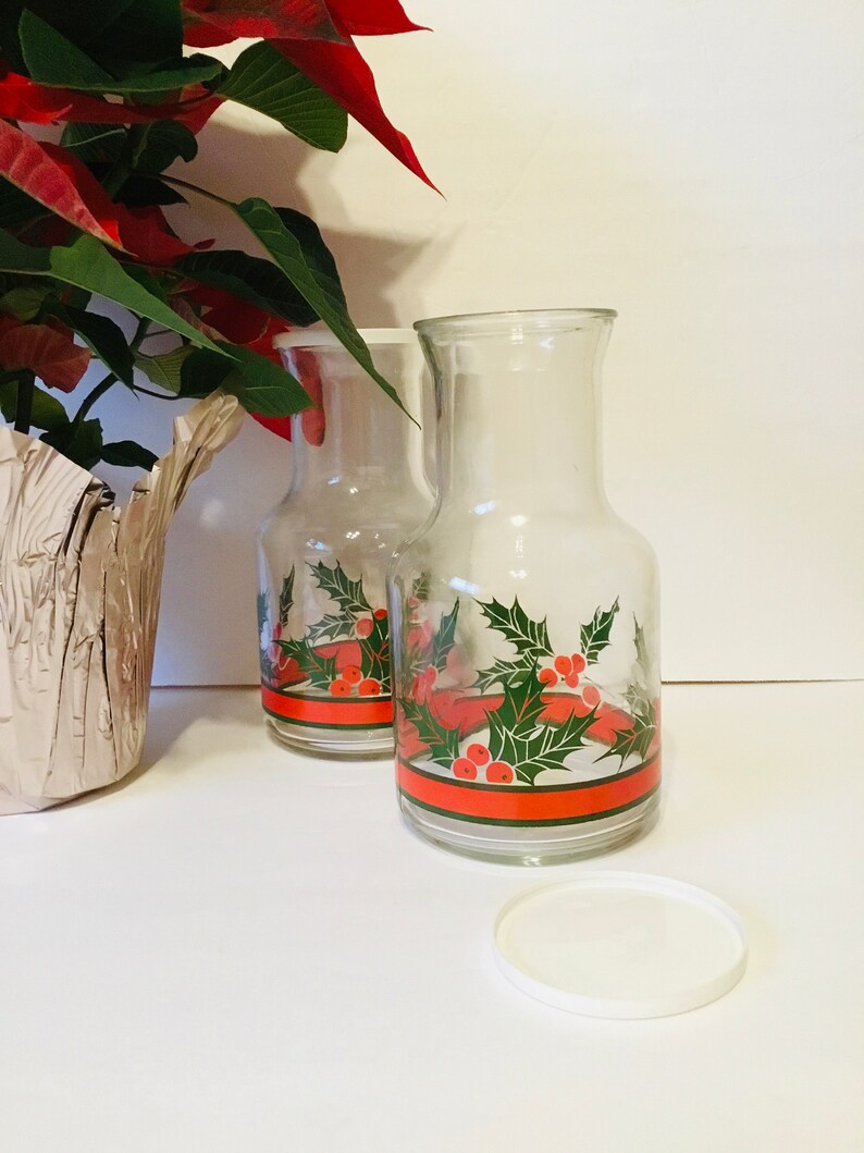 Libbey of Canada Christmas Juice Carafe Libbey Holly and Berries Decanter
