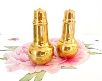 International Silver Company Gold Tone Salt And Pepper Set, Vintage Gold Salt and Pepper Shakers