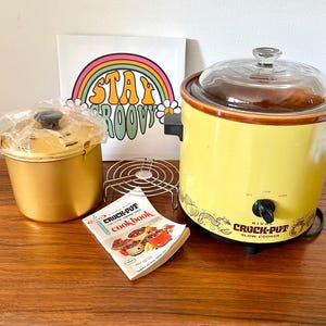 70s Rival Crock-Pot With Bread & Cake Bake Insert, 3.5 Quart Avocado Green Crock Pot, Crock-Pot 3100 Stoneware Slow Cooker