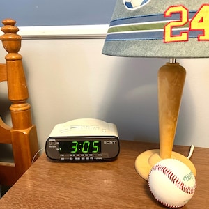 Vintage Early 2000&#39;s Sony Dream Machine Alarm Clock Radio, 2000&#39;s Clock Radio, AM/FM Clock Radio, White Sony Model Dream Machine ICF-C212