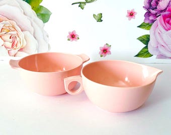 Mid Century Modern Aztec Pink Melamine Creamer and Sugar Bowl