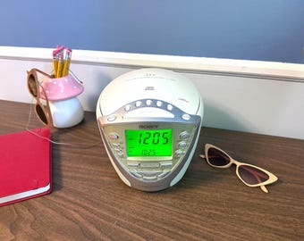 2002 Sony ICF-CD853V Dream Machine Digital Clock Radio 4 Band CD/am/fm/Weather