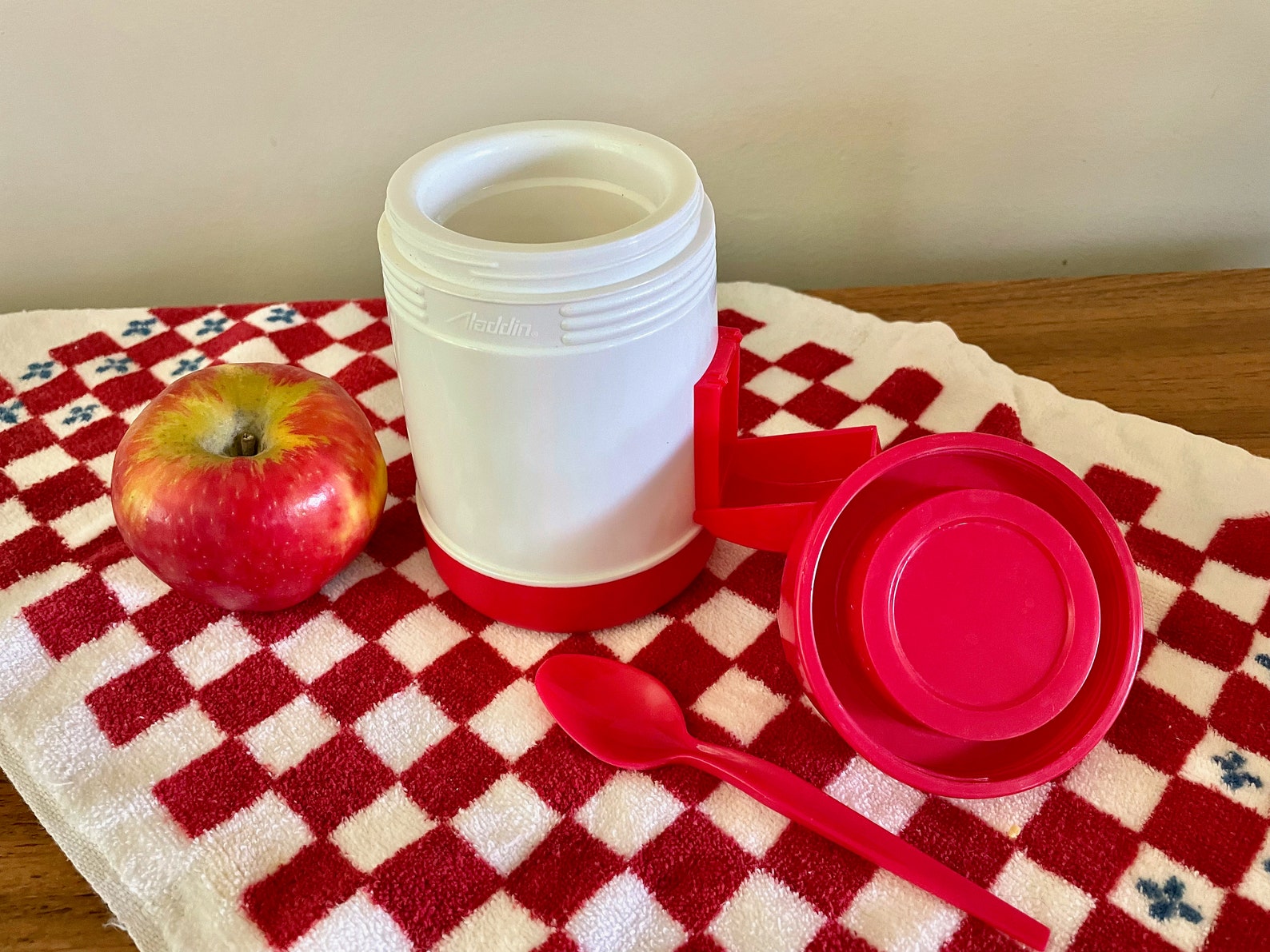Vintage Red Aladdin Soup Thermos With Spoon Aladdin 10 Ounce Etsy