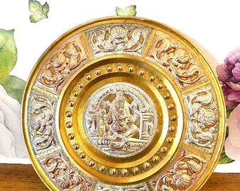 Ganapati Art Plate, Vintage Thanjavur Decor | Brass, Copper, Silver Blend | 8 Inch Home Altar