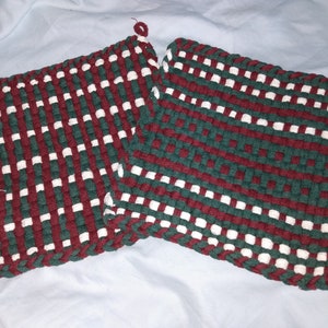 Thick Woven Potholders, 8.5 inches Square, Cotton Forest/Burgundy/Wht