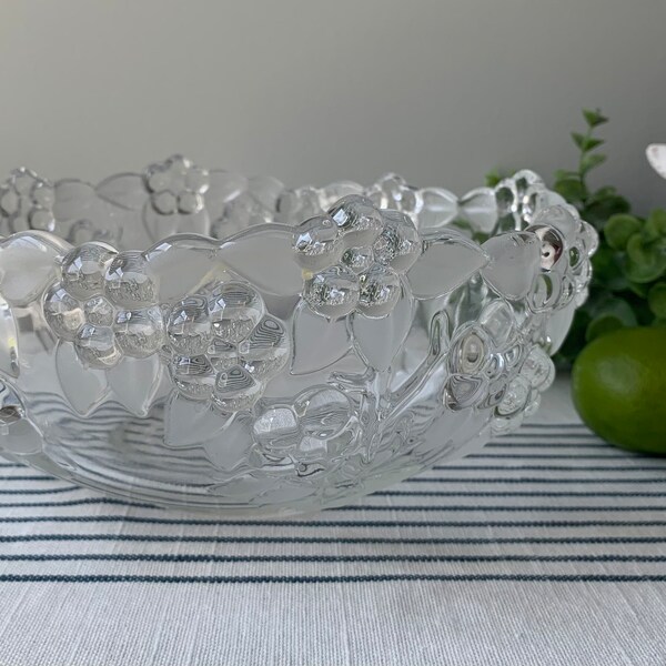 Vintage Mikasa Crystal Bowl Large Glass Bowl Carmen 8.5” Frosted Floral Clear Glass Serving Bowl Fruit Bowl