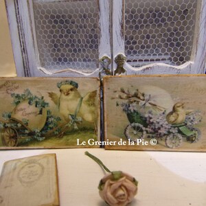 2 plaques miniatures poussin de Pâques myosotis décoration en bois mini tableau carte postale rétro maison de poupées échelle 1:12 dollhouse
