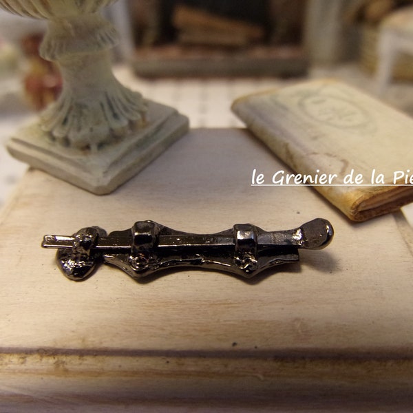 1 loquet de porte targette miniature en métal fermeture meuble maison de poupées échelle 1:12 mini quincaillerie dollhouse door bolt