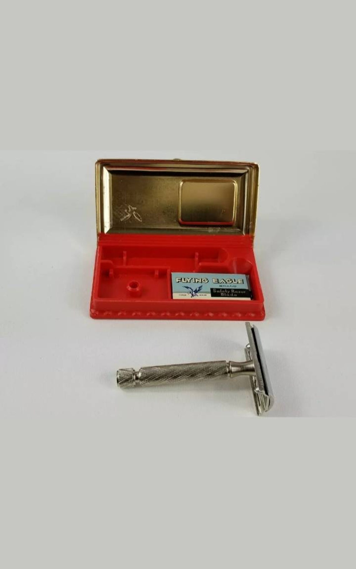 Flying Eagle Razor With Blades and Original Case Horse. Etsy
