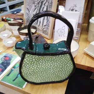 Quirky handbags australia store